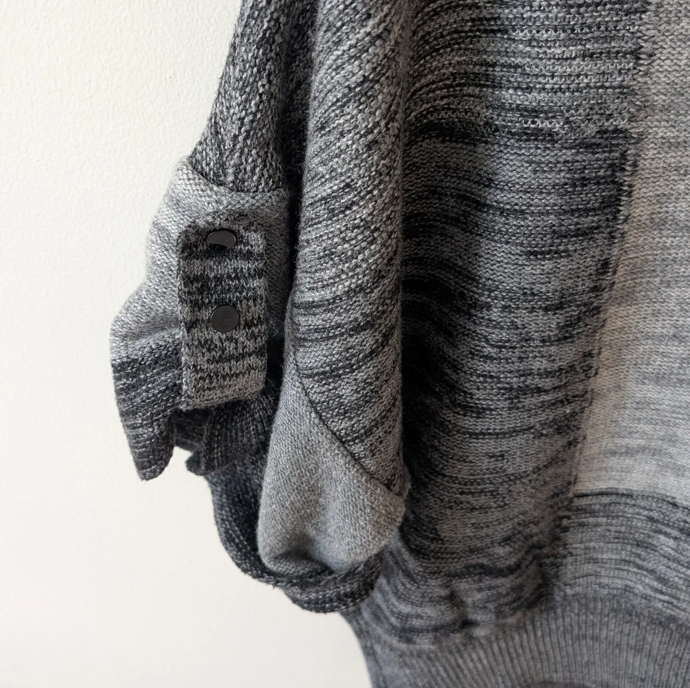 Kenneth Cole New York Short Sleeve Black And Grey Neutral Sweater. Size Medium - Picture 11 of 13